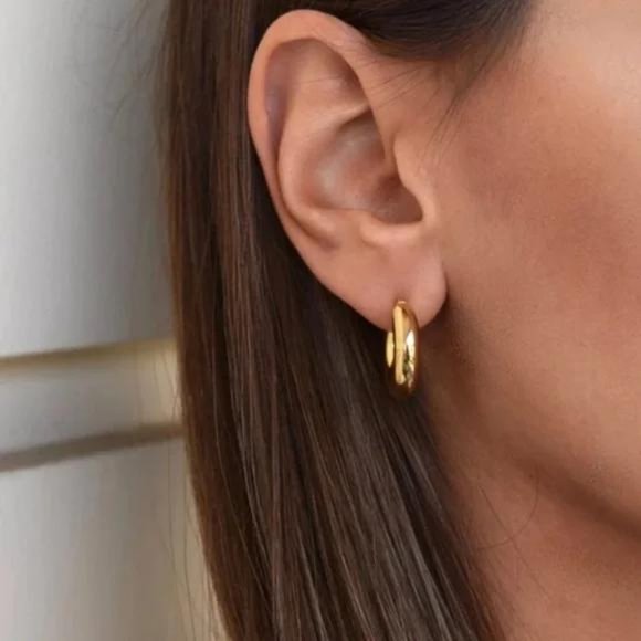 NEW 18K GOLD CHUNKY HOOP CIRCLE EARRINGS - Picture 2 of 4